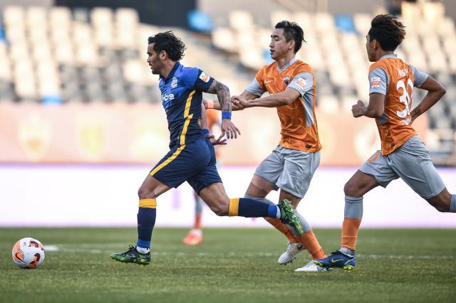 开云登录入口地址-【中超】广州城客场3比0击败深圳 提前一轮保级成功