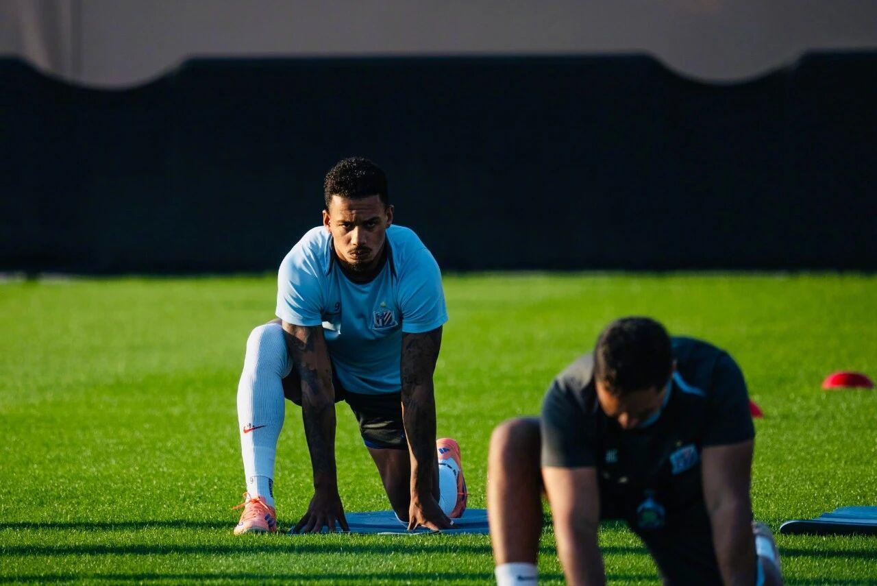 开云登录入口地址-中超热身赛：上海申花2-2俄超球队，3战不胜，新援拉唐破门